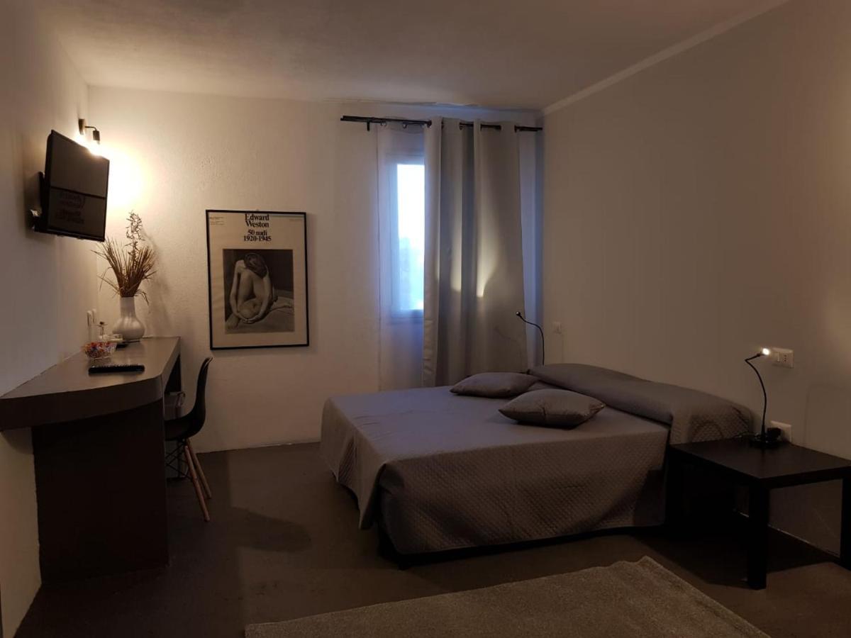 B&B Unique Art Санта-Тереза-Галлура Экстерьер фото